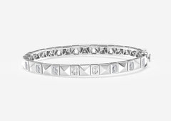 Magnolia Emerald Lab Grown Diamond Bangle Bracelet