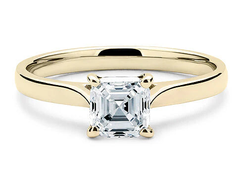 Crimson Embrace - Asscher